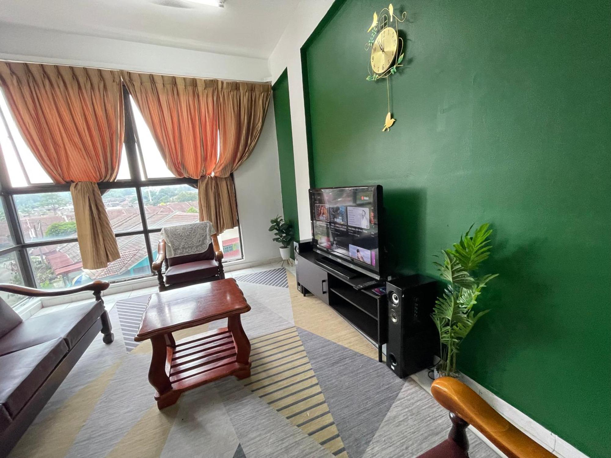 Peaceful Pines 4 Rooms Full Ac & Netflix By Ezyroom Melaka Айер-Керох Экстерьер фото